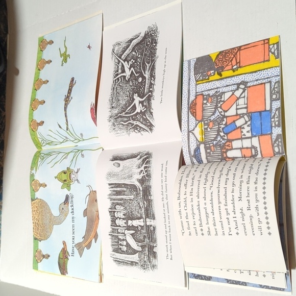 Scholastic Misc. Authors Caldecott Award Winners Paperback Book Lot of 3 Books - Picture 5 of 5